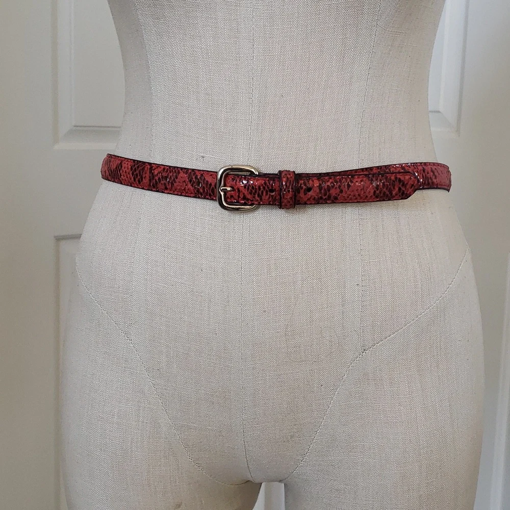 Vintage The Limited Red Black Snake Print Leather Skinny Belt • SMALL